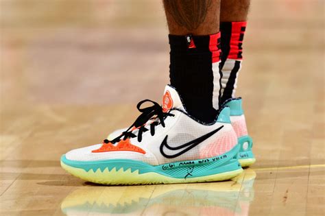 kyrie irving shoes 4 low